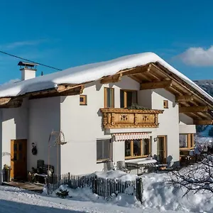 Stubaier Bauern Apartment Telfes im Stubai
